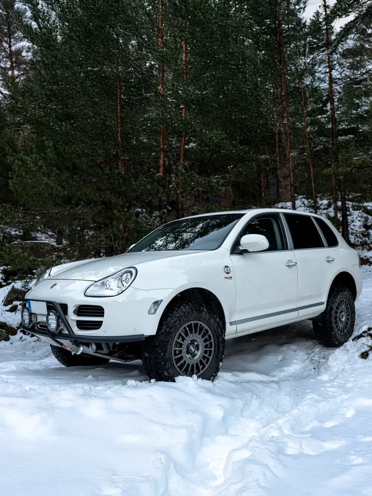 Porsche Cayenne vorbereitet für Allradantrieb Frontansicht