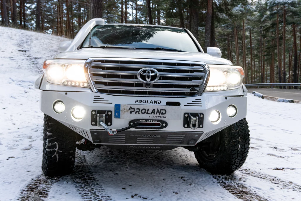 Toyota HDJ 200 with long-range headlights installed, 4x4 prepared